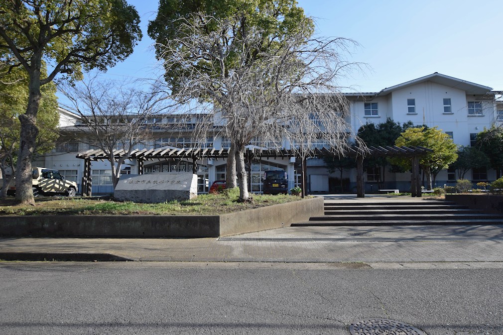 佐倉市山王１丁目　南側広々お庭の一戸建て 根郷中学校
