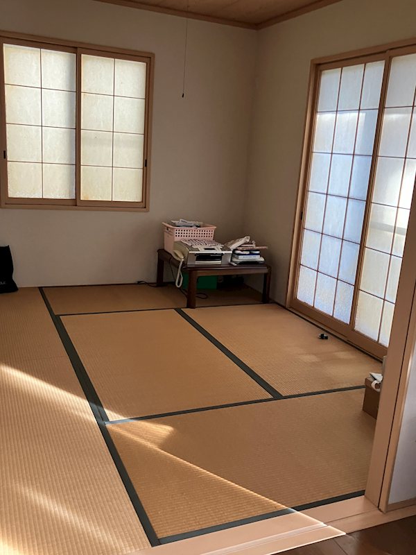 佐倉市ユーカリが丘7丁目　南公園通りに面した庭のある戸建 内観写真（リビング以外の居室）