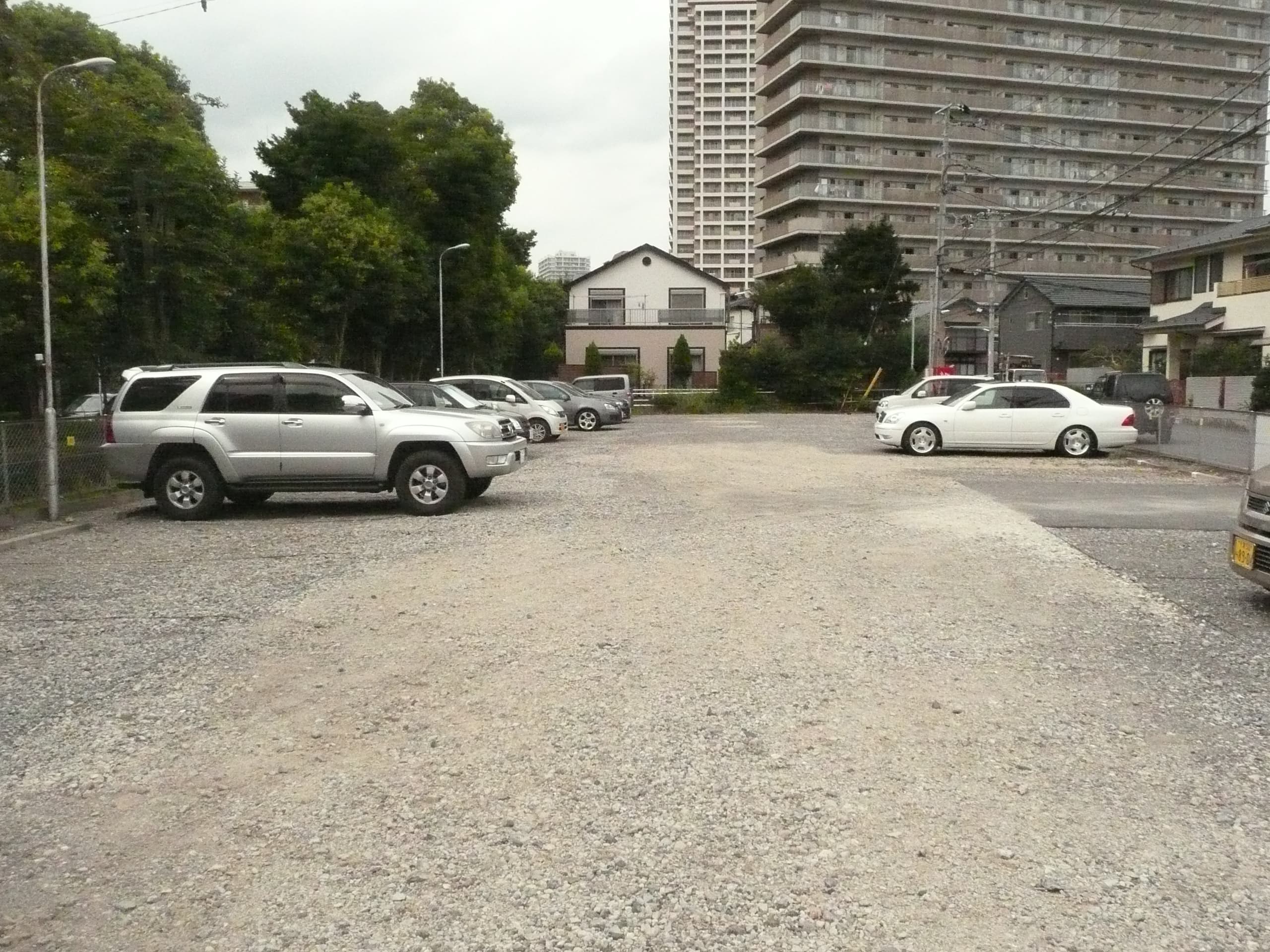 ＮＫＳ駐車場