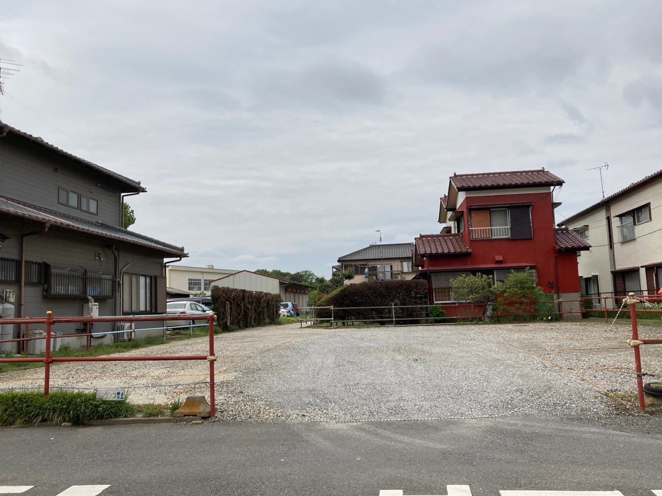 臼井田パーキング1