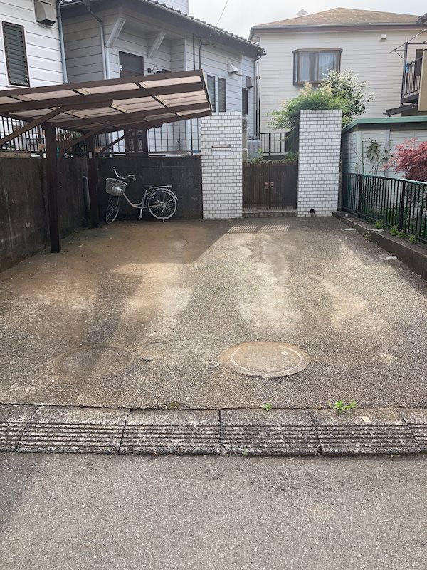 佐倉市江原台2丁目　中古戸建 現地写真（駐車場）