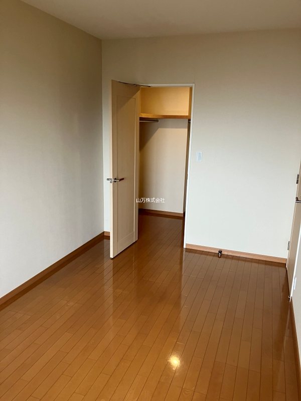 プレシオ・南ユーカリが丘 共用廊下側も前面棟の無いお部屋です