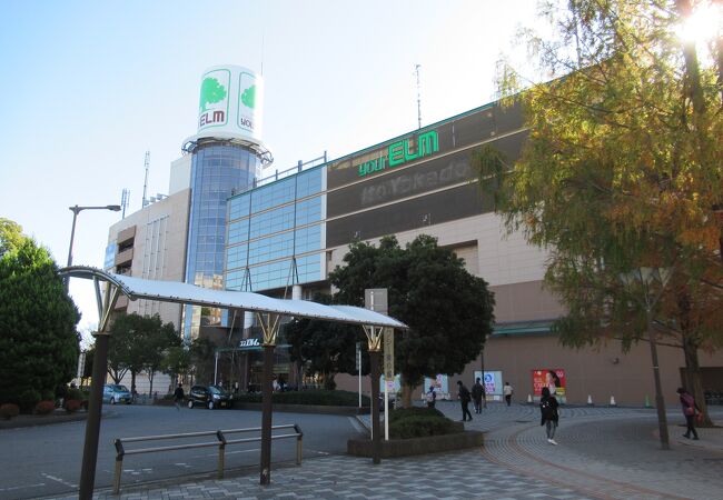 サンパーク成田弐番館　1階　専用庭付き shopping park yourELM(ショッピングパークユアエルム) 成田店