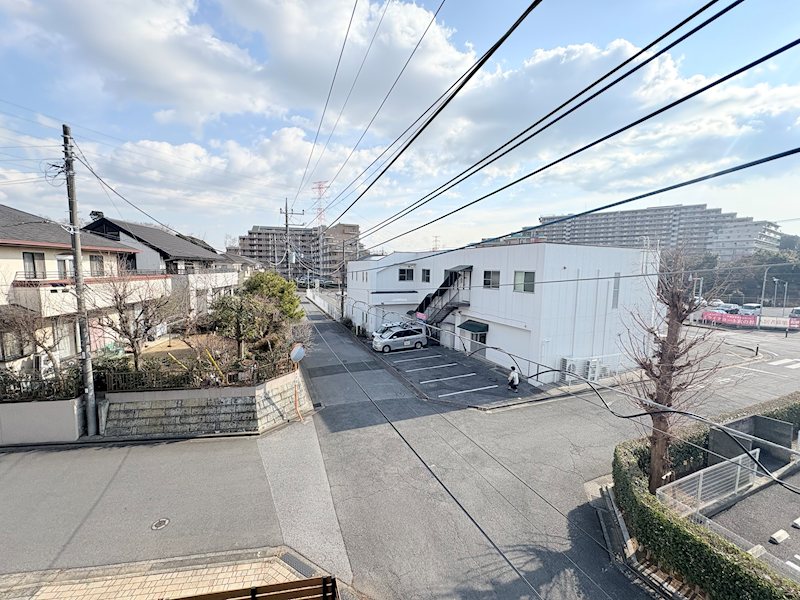 佐倉市宮ノ台1丁目　大空間LDK＆屋根付ウッドデッキがある家　のびやかに暮らす高台の日々 眺望良好