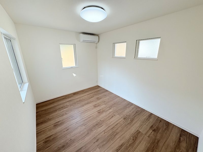 佐倉市宮ノ台1丁目　大空間LDK＆屋根付ウッドデッキがある家　のびやかに暮らす高台の日々 子供部屋