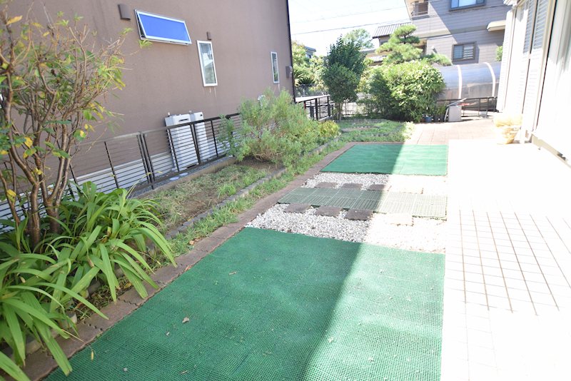 宮ノ台4丁目戸建【ヘーベルハウス施工！軽量鉄骨造　北西角地】 現地写真（庭）