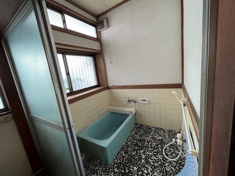 東金駅至近！中古戸建５LDK 内観写真（浴室）