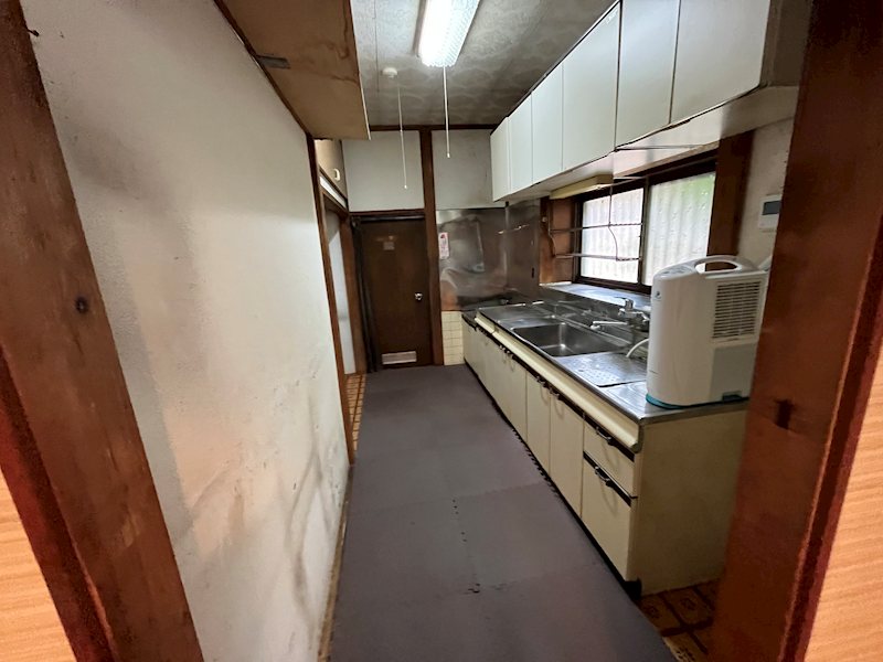 東金駅至近！中古戸建５LDK 内観写真（キッチン）