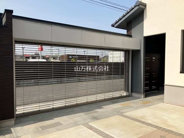 山万㈱施工「CONFORT VILLA」2021年築中古戸建 シャッターゲート・ホームセキュリティ設備付！