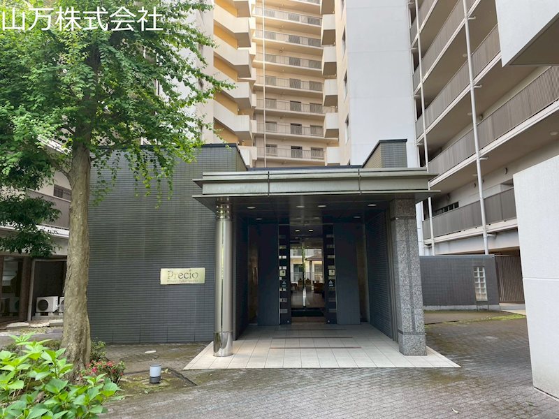 プレシオ・南ユーカリが丘 エントランス