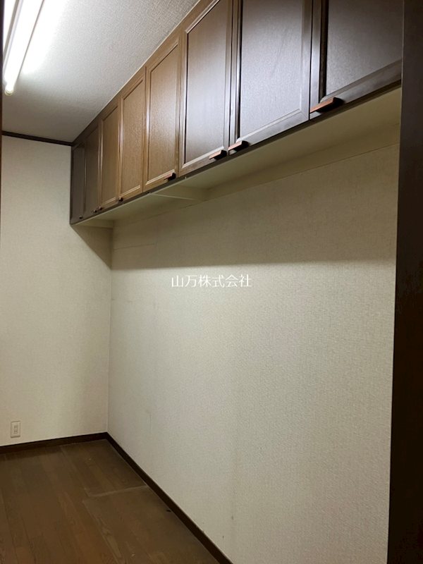 佐倉市上座セキスイハイム中古注文住宅 1階洋室側WIC