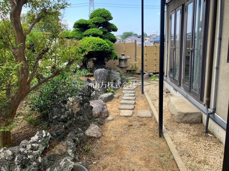 佐倉市上座セキスイハイム中古注文住宅 建物南側に本格的なお庭有！