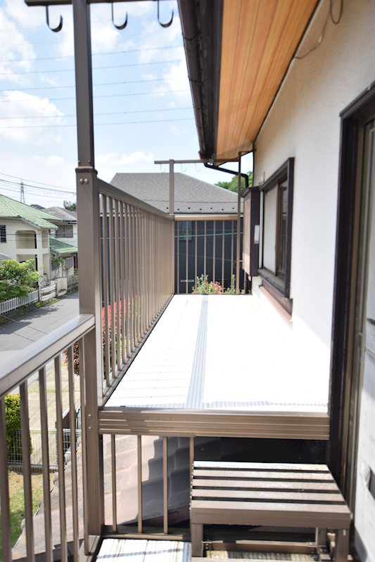 佐倉市井野　南道路で陽当りの良い一戸建て バルコニー