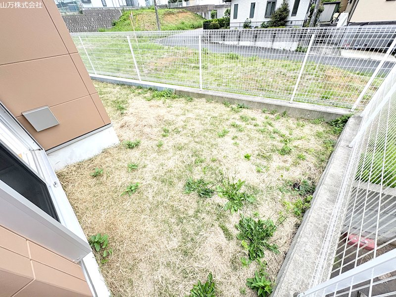 京成本線　ユーカリが丘駅450M　令和1年新築戸建　 南西面庭付き
