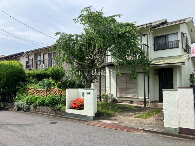 ユーカリが丘1丁目お庭で桜を楽しむ中古戸建 南側6m公道に面し敷地面積160㎡超！山万ユーカリが丘線「公園」駅徒歩6分・京成本線「ユーカリが丘」駅徒歩18分！