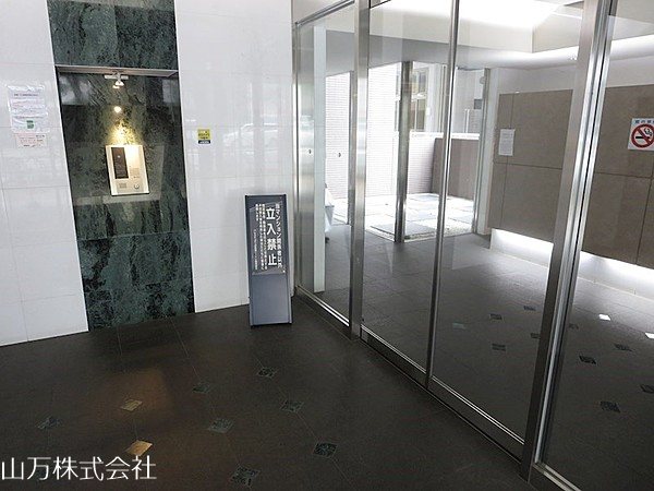 パレステュディオ芝浦シティ　田町駅720M 共用部写真（ロビー）