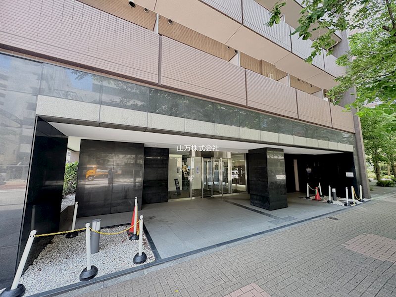 パレステュディオ芝浦シティ　田町駅720M お洒落な入口