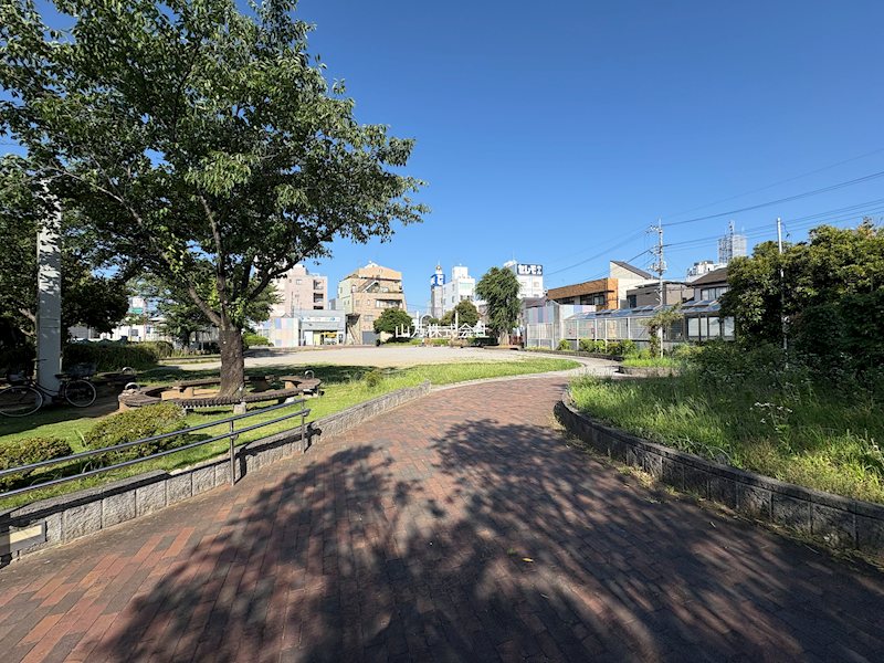東葉高速線　京成本線「勝田台駅」より約400M　建築条件なし土地 公園