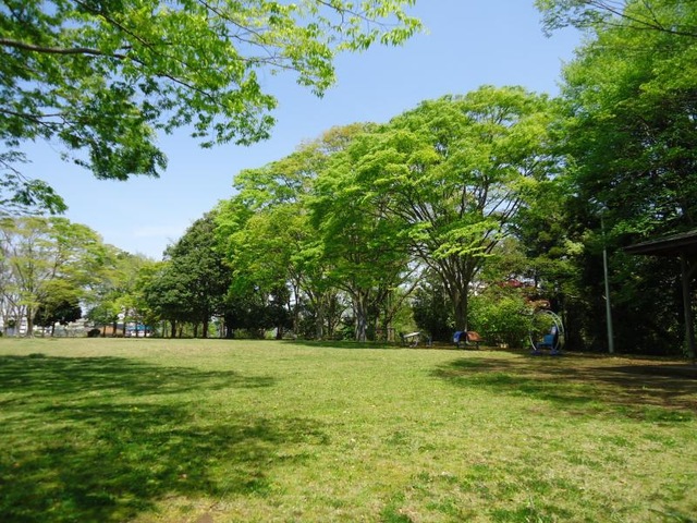 サンパーク成田弐番館　1階　専用庭付き 橋賀台公園