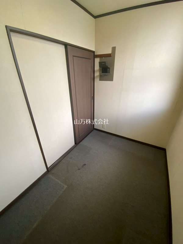 佐倉市上志津 土地57坪付ヘーベルハウス施工中古戸建 2階納戸スペースは約3帖大で様々な場面で活躍します