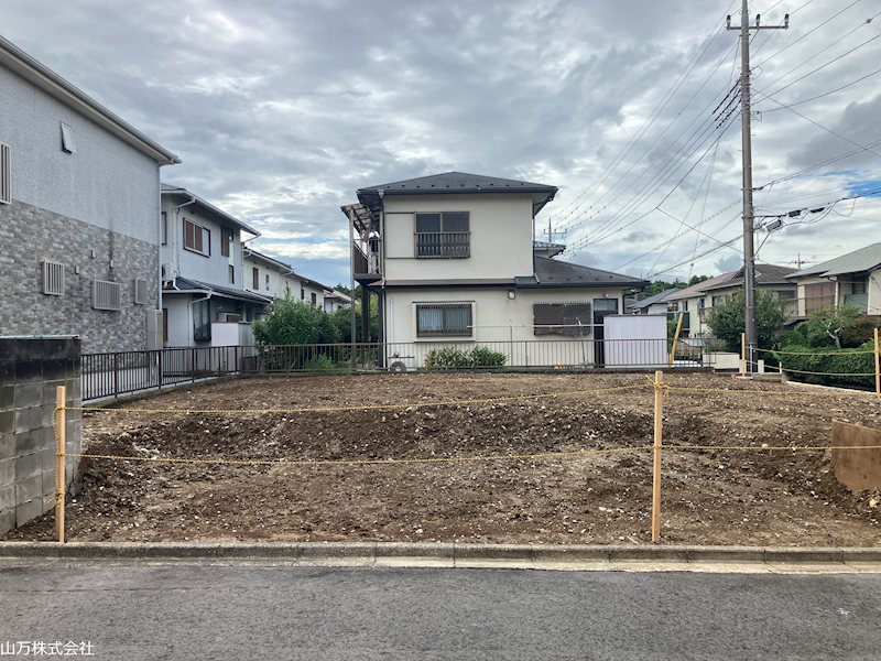 佐倉市ユーカリが丘2丁目　整形角地66坪 南東道路側から撮影