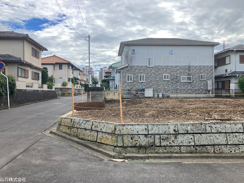 佐倉市ユーカリが丘2丁目　整形角地66坪 建築条件なし宅地