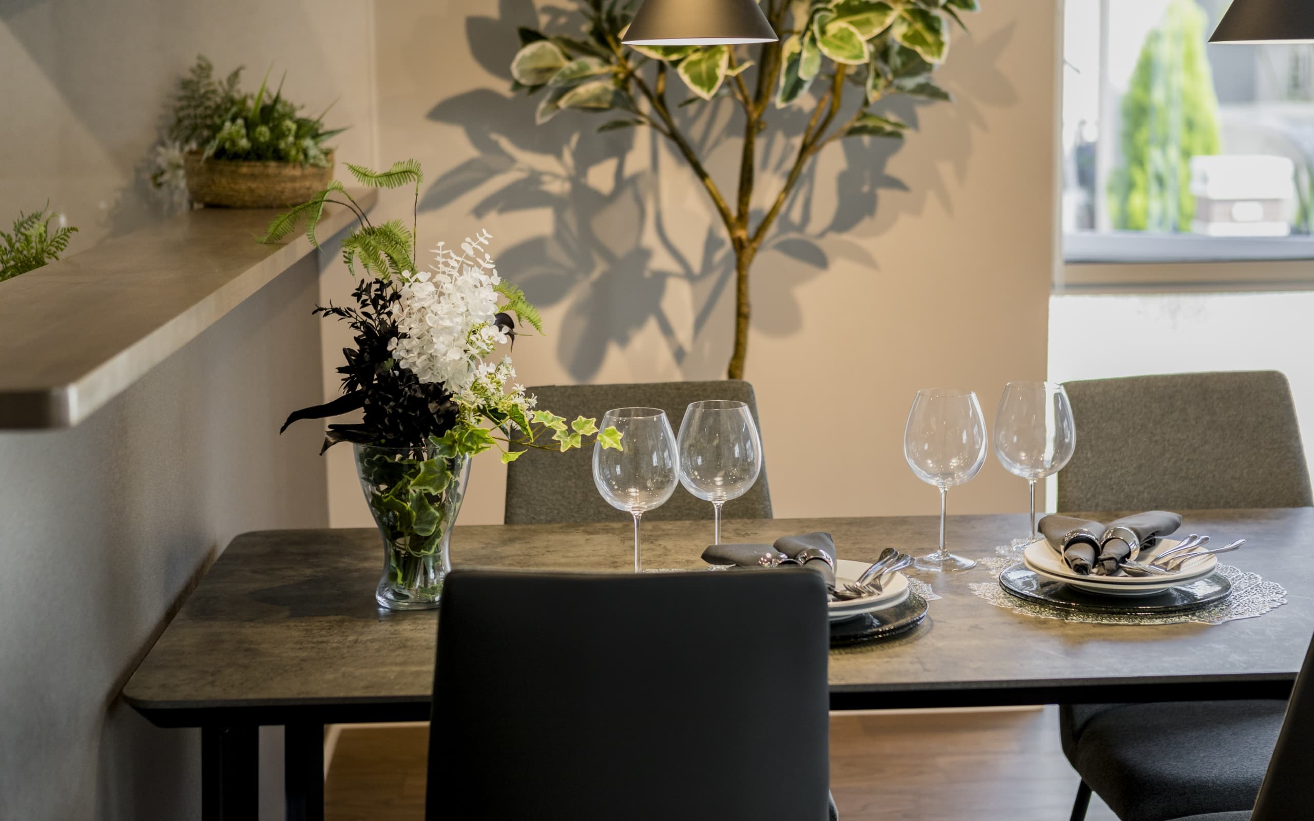 DINING images
