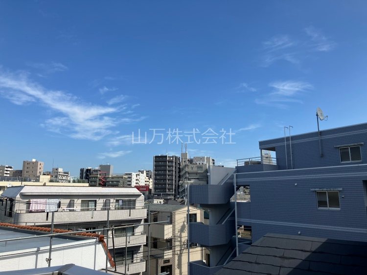 パレステージ王子【現況空室】 12時撮影　南東側バルコニーは前面開放感あります！