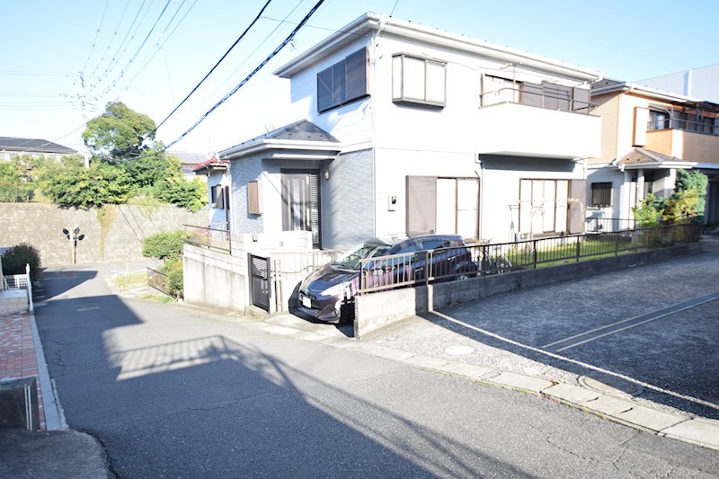 成田市囲護台【中古戸建】4LDK 車通りの少ない閑静な住宅街