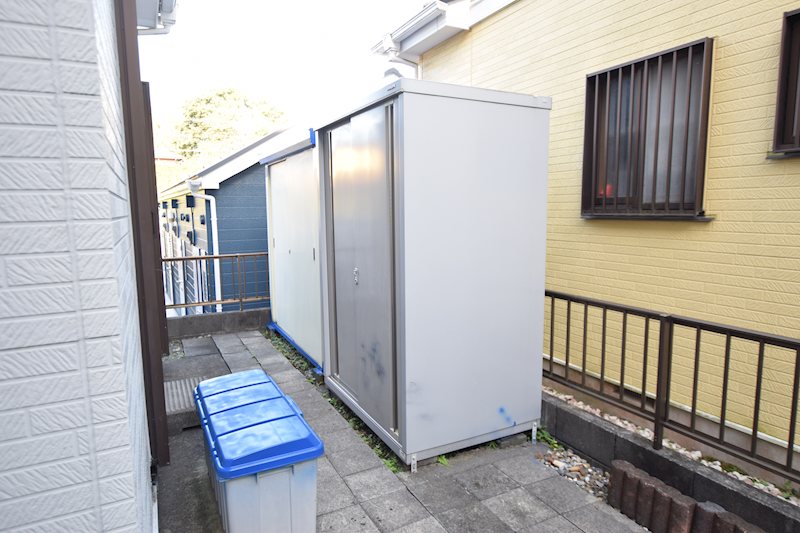 成田市囲護台【中古戸建】4LDK 大型の物置2台あり