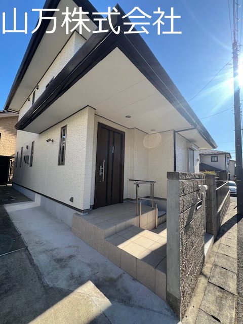 佐倉市井野中古戸建 現地写真（玄関）