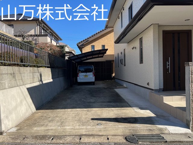 佐倉市井野中古戸建 ４台駐車可能　　（車種によって）　　　