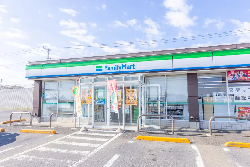 ファミリーマート 成田本城店
