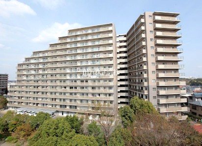 プレシオ・南ユーカリが丘 外観