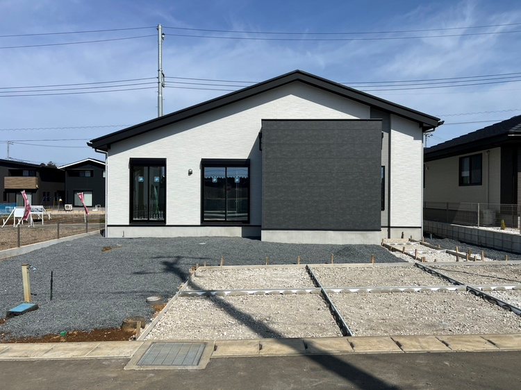 【リガーレ・富里市御料1期】（全3棟）1号棟 現地写真