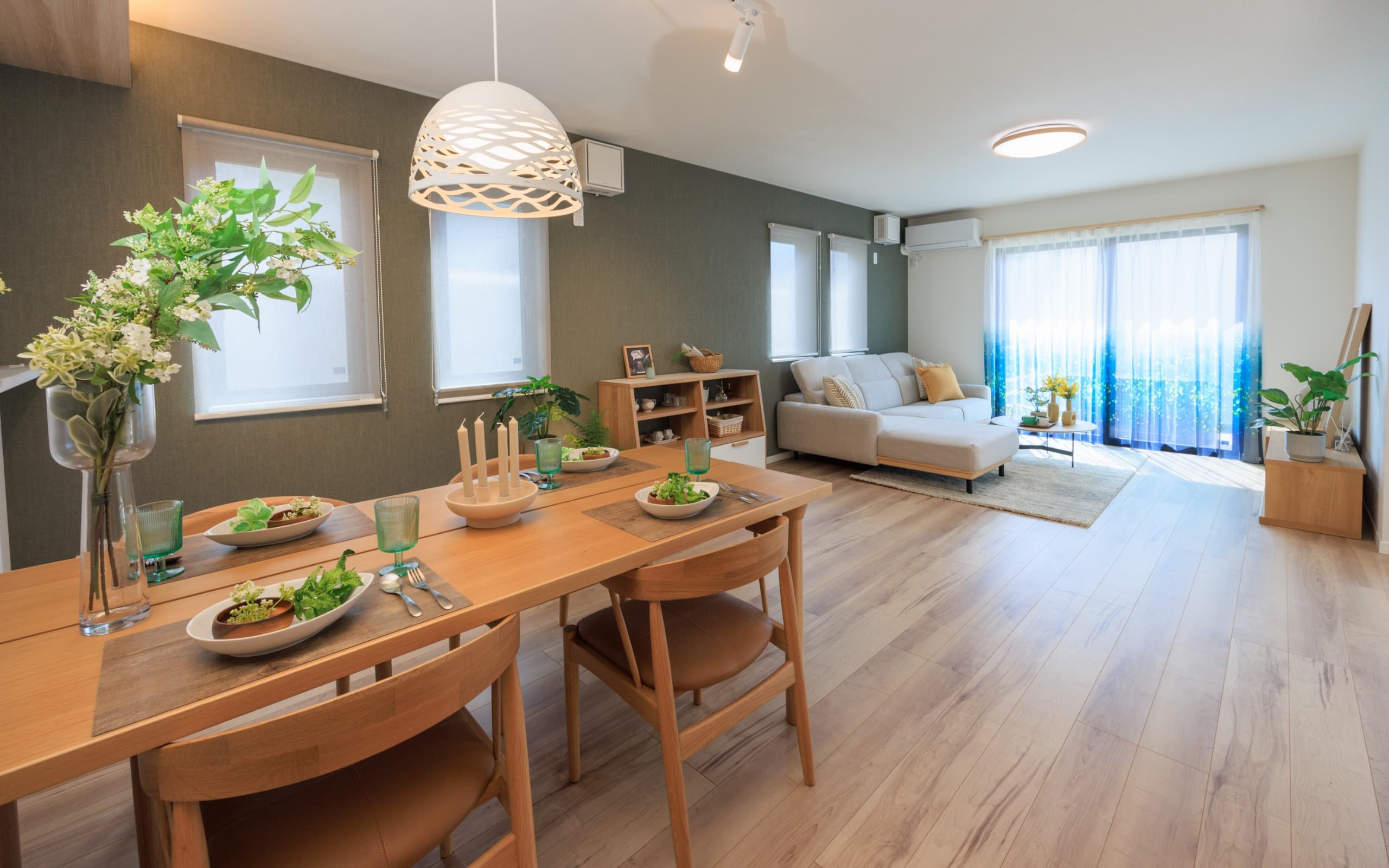 LIVING DINING KITCHEN