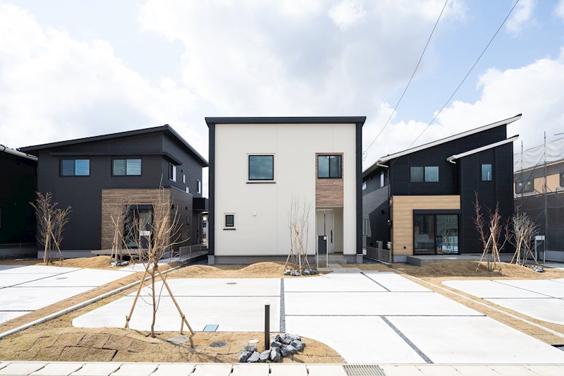 新築戸建　BeauGarden富里葉山【全30邸】No25 分譲済街並み写真